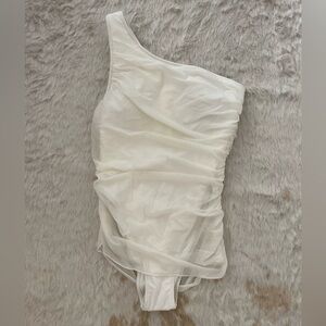 Elegant One-Shoulder White Ruched One-Piece Swimsuit